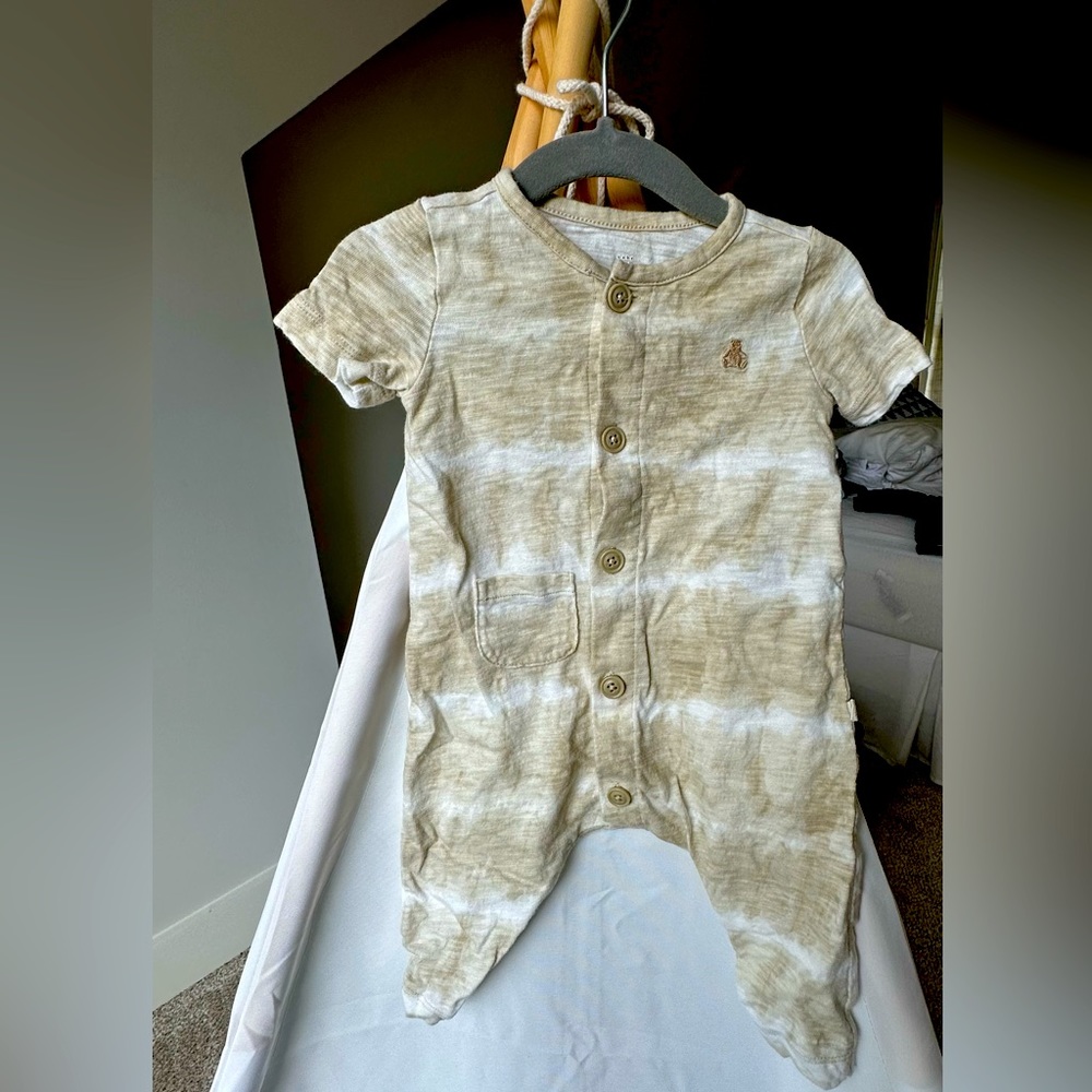 BABY GAP organic romper